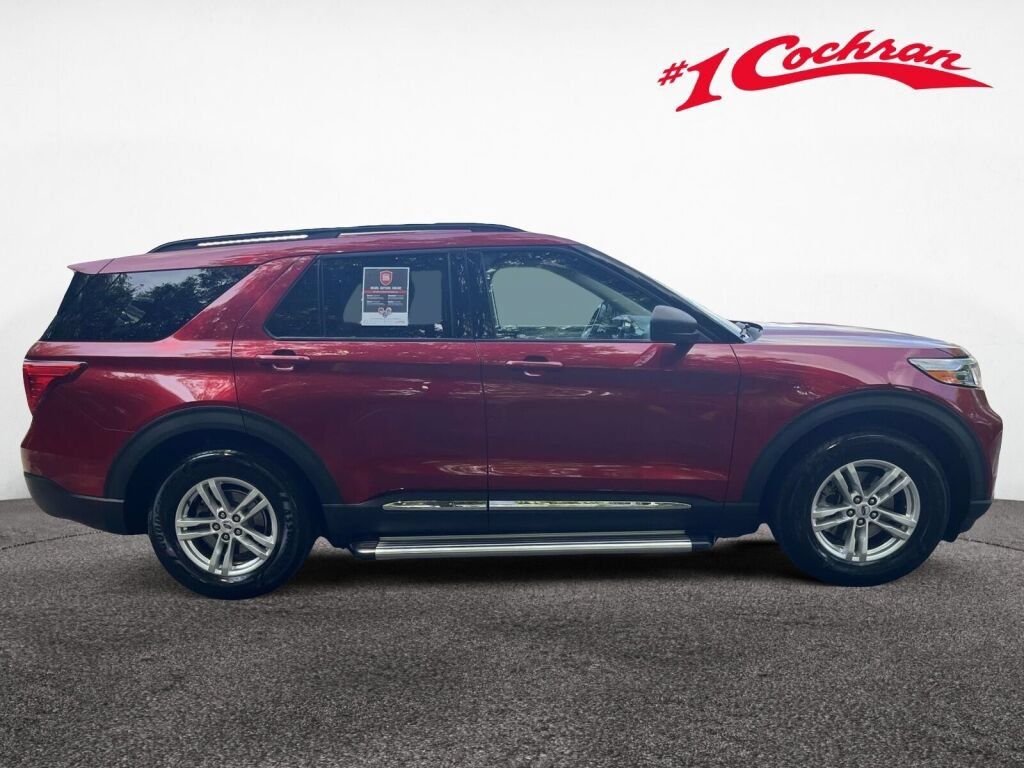 Used 2020 Ford Explorer XLT w/ Equipment Group 202A AWD/4WD image 6