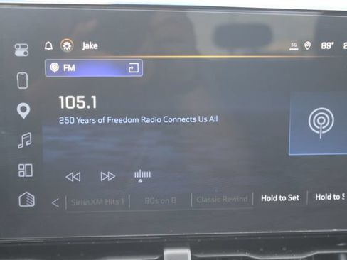 Used 2025 Chevrolet Equinox LT FWD image 5
