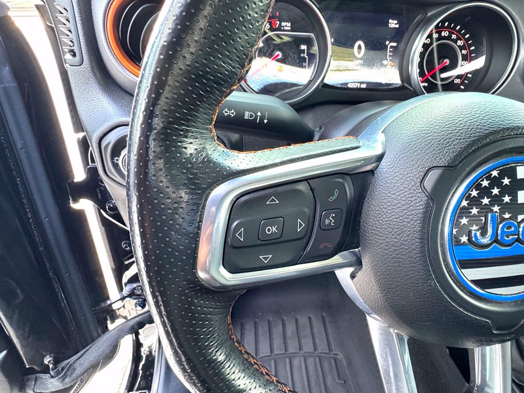 Used 2021 Jeep Gladiator Mojave AWD/4WD image 32