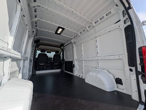 New 2026 RAM ProMaster 2500 w/ Convenience Group image 14