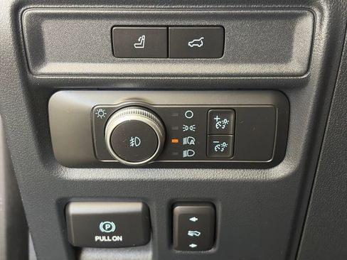 Certified 2022 Ford Expedition Max Limited image 24