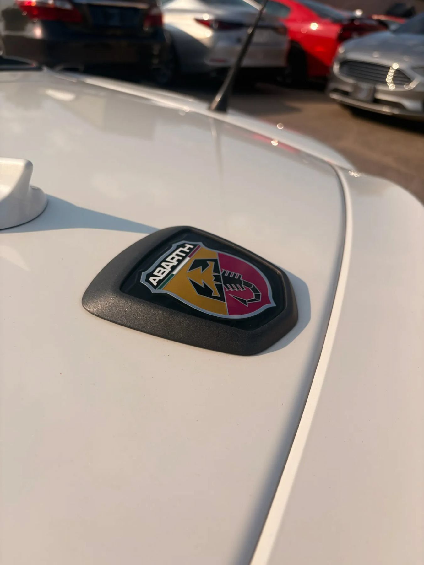 Used 2019 FIAT 124 Spider Abarth w/ Navigation & Sound Group RWD image 14