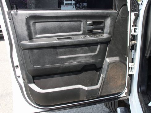 Used 2021 RAM 5500 Tradesman w/ Chrome Appearance Group image 16