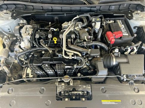 Used 2023 Nissan Altima 2.5 SR w/ SR Premium Package FWD image 28