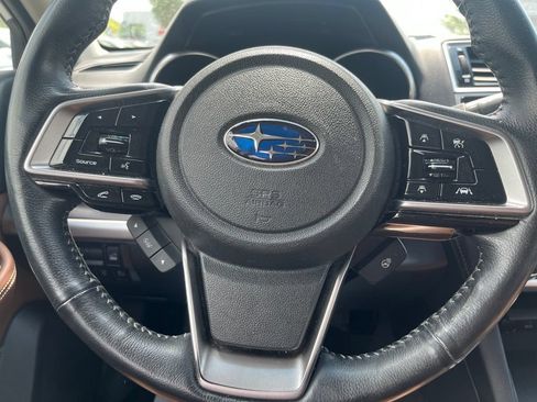 Used 2018 Subaru Outback 2.5i Touring w/ Popular Package #3 AWD/4WD image 20