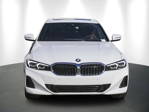 New 2026 BMW 330i Sedan w/ Convenience Package image 2