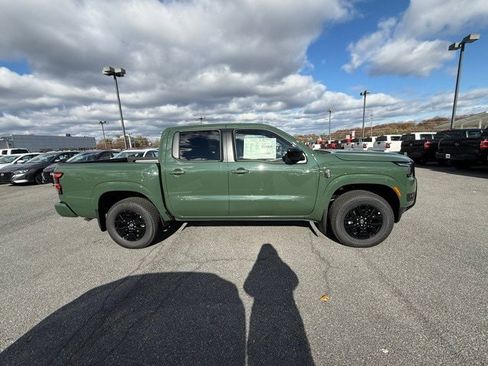 New 2026 Nissan Frontier SV w/ SV Convenience Package image 4