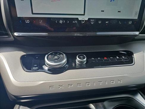New 2026 Ford Expedition Max Active RWD image 23