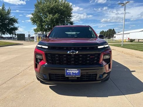 Used 2024 Chevrolet Traverse RS w/ LPO, Floor Liner Package AWD/4WD image 3