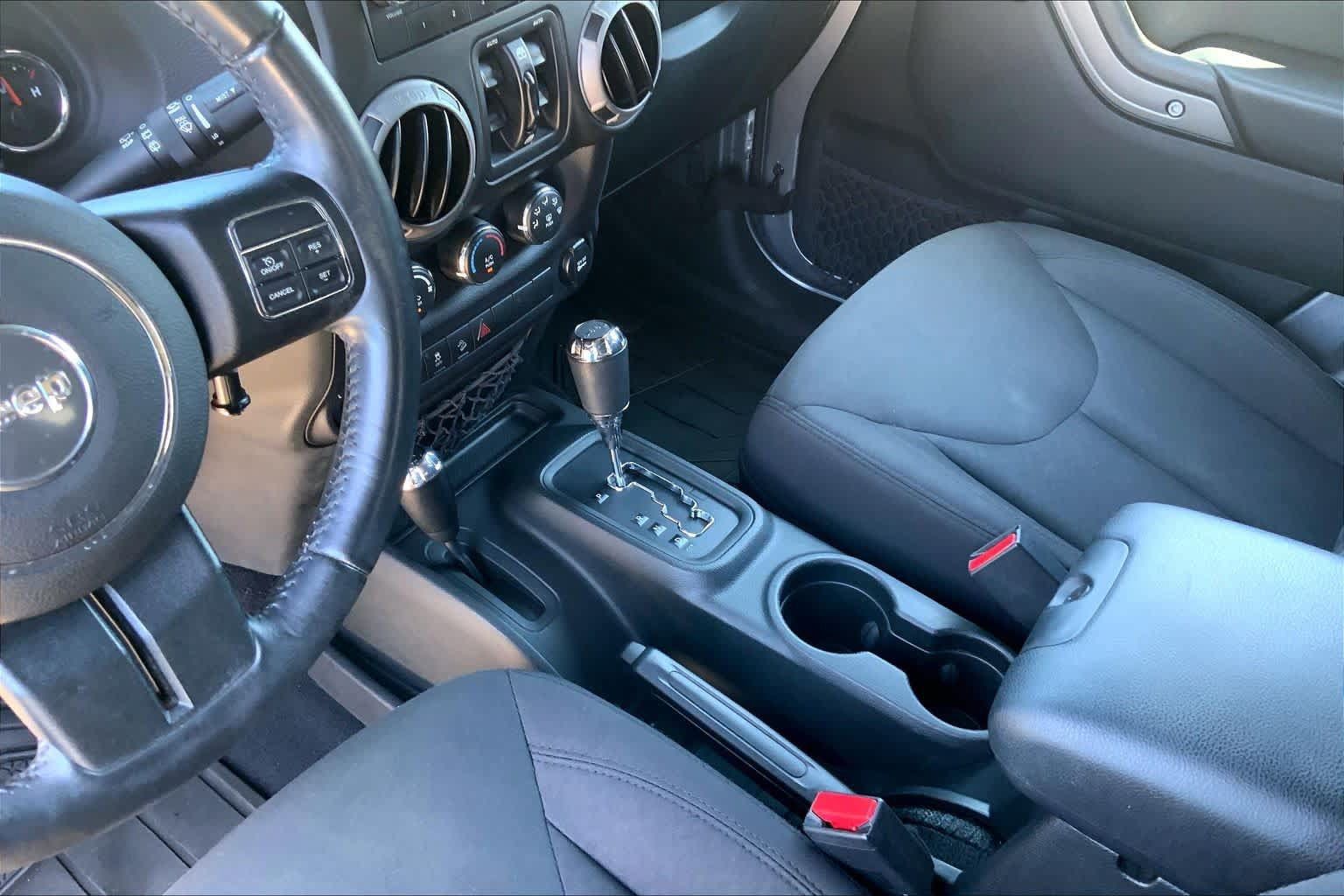Used 2017 Jeep Wrangler Unlimited Sport w/ Quick Order Package 24S AWD/4WD image 16