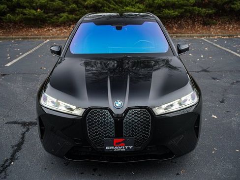 Used 2024 BMW iX xDrive50 w/ Premium Package image 17