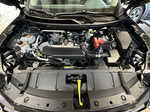 New 2026 Nissan Rogue SV w/ Cold Weather Package AWD/4WD image 17
