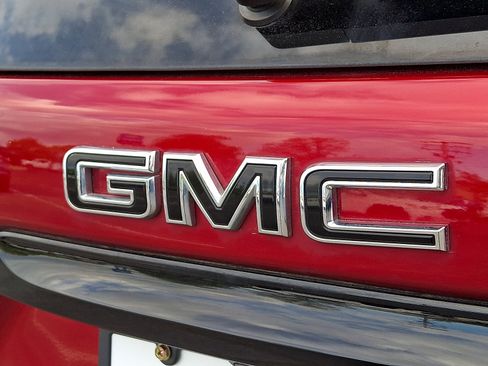 Certified 2023 GMC Terrain SLE w/ Driver Convenience Package AWD/4WD image 30
