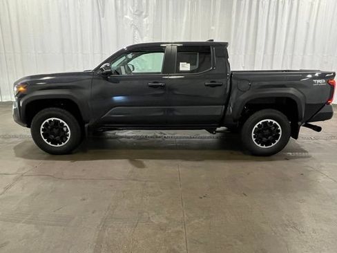 New 2026 Toyota Tacoma TRD Off-Road w/ TRD Off Road Premium Package AWD/4WD image 6