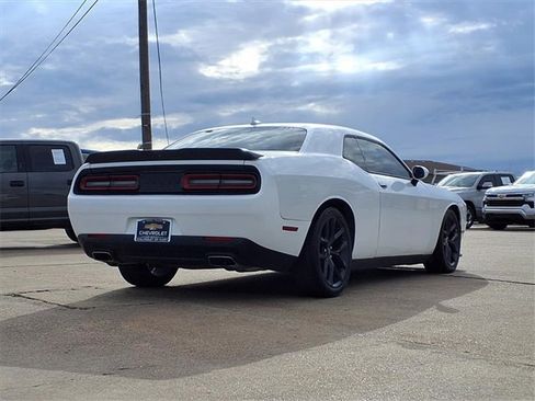 Used 2021 Dodge Challenger GT w/ Plus Package image 5