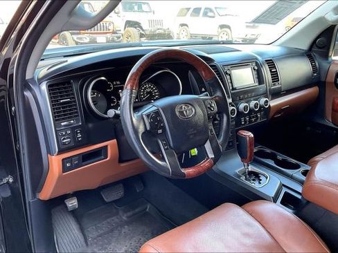 Used 2019 Toyota Sequoia Platinum AWD/4WD image 14