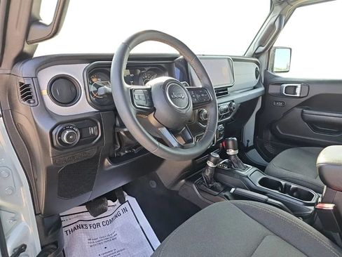 Used 2024 Jeep Wrangler Unlimited Sport AWD/4WD image 13