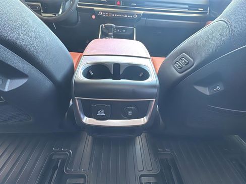 New 2026 Kia Carnival SX Prestige FWD image 28