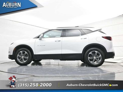 Used 2023 Chevrolet Blazer LT w/ Convenience Package image 16