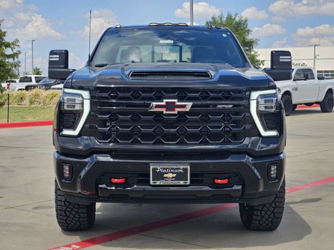 New 2026 Chevrolet Silverado 2500 ZR2 AWD/4WD image 6