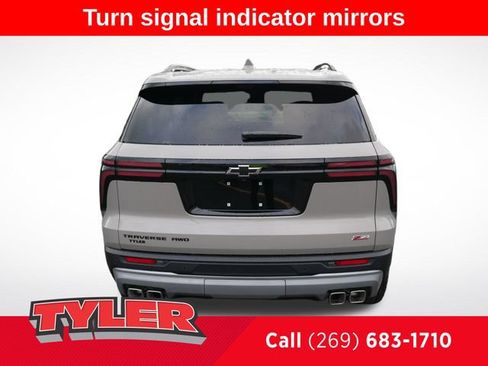 New 2026 Chevrolet Traverse Z71 w/ Enhanced Driving Package AWD/4WD image 7