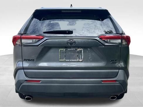 Certified 2022 Toyota RAV4 XLE w/ Convenience Package AWD/4WD image 4