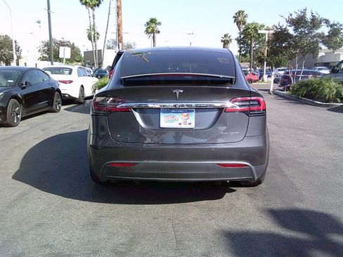 Used 2019 Tesla Model X Long Range AWD/4WD image 4