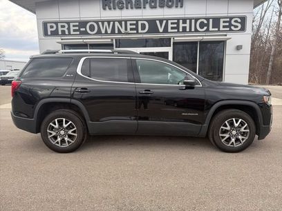 Used 2023 GMC Acadia SLT w/ Preferred Package