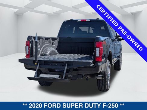 Certified 2020 Ford F250 Platinum w/ FX4 Off-Road Package image 13