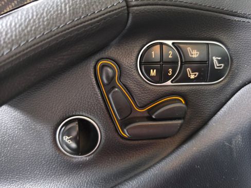 Used 2009 Mercedes-Benz SL 63 AMG image 38