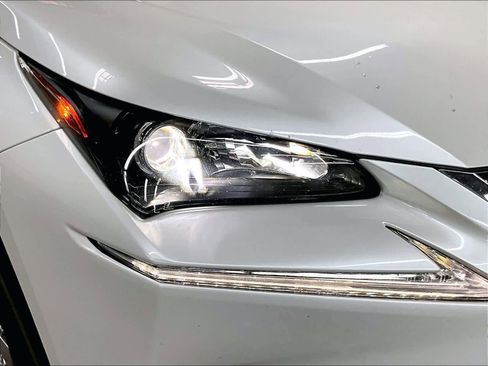 Used 2015 Lexus NX 200t AWD w/ Premium Package image 30