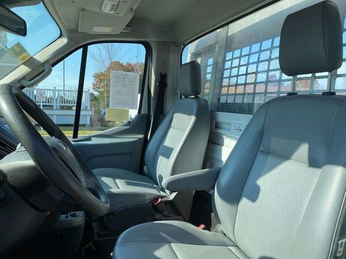 Used 2018 Ford Transit 250 138 image 21