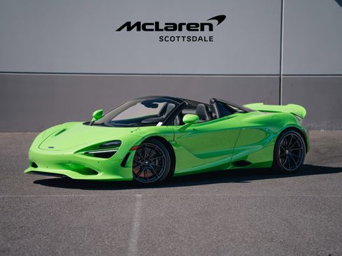Used 2025 McLaren 750S Spider image 1