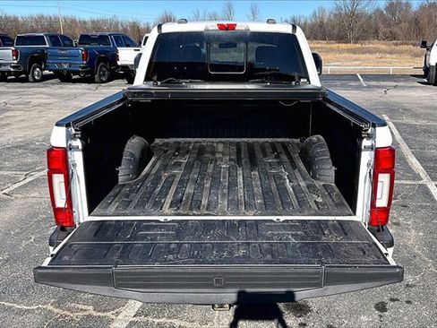 Used 2022 Ford F250 Platinum w/ Tremor Off-Road Package image 7