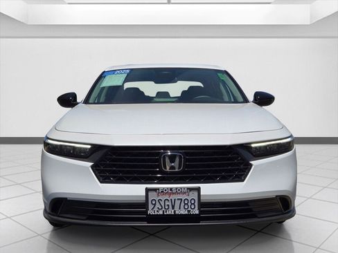 Certified 2025 Honda Accord SE image 2