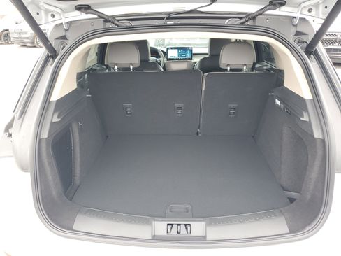 New 2026 Lincoln Corsair Premiere image 29