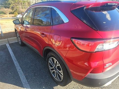 Used 2020 Ford Escape SEL image 10