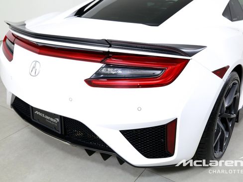 Used 2018 Acura NSX image 32