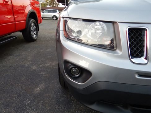 Used 2016 Jeep Compass Sport w/ Power Value Group image 22