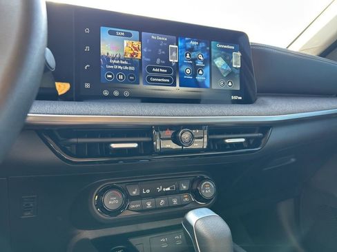 New 2026 Nissan Kicks SV w/ Charging Package FWD image 28