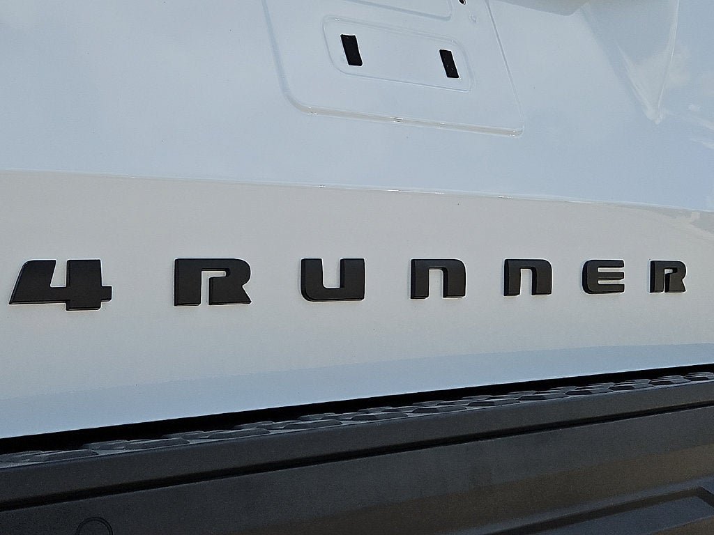 Used 2025 Toyota 4Runner TRD Off-Road Premium w/ Tow Technology Package AWD/4WD image 33