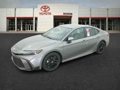 New 2026 Toyota Camry SE image 1