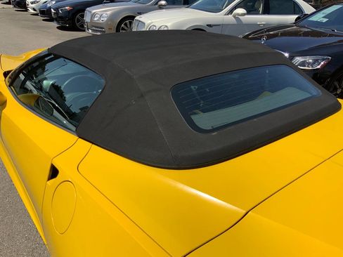 Used 2014 Chevrolet Corvette Stingray Convertible w/ 2LT Preferred Equipment Group RWD image 12
