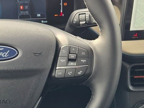 New 2025 Ford Maverick Lariat image 32