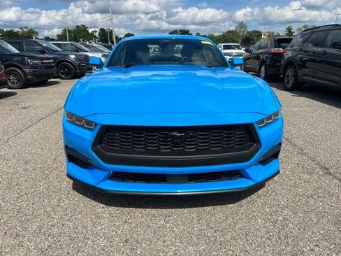 Certified 2024 Ford Mustang Coupe RWD image 2