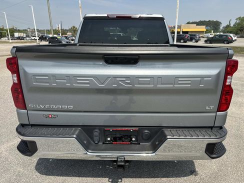 Used 2025 Chevrolet Silverado 1500 LT AWD/4WD image 5
