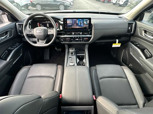 New 2026 Nissan Pathfinder SL w/ SL Premium Package (P04) AWD/4WD image 27