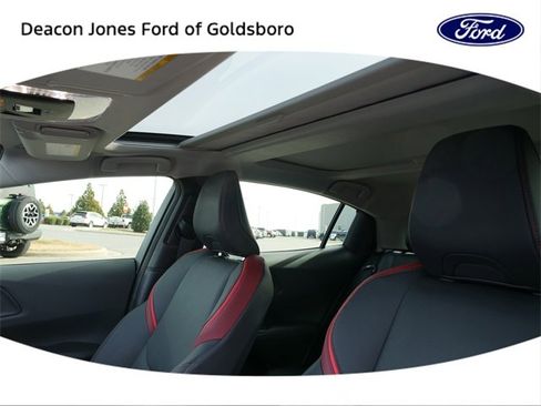 Used 2024 Toyota Prius Prime XSE Premium image 22