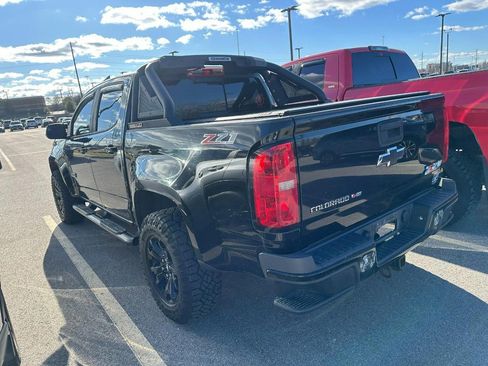 Used 2017 Chevrolet Colorado Z71 w/ Z71 Midnight Edition image 10