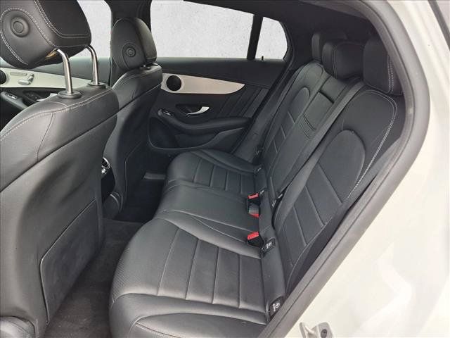 Used 2022 Mercedes-Benz GLC 300 4MATIC Coupe image 19